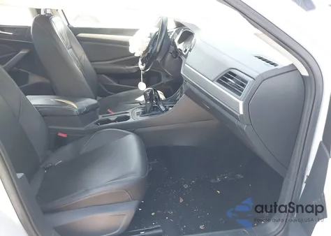 2019 Volkswagen Jetta 1.4T R-Line/1.4T S/1.4T Se from USA, damaged, VIN 3VWC57BU3KM052694